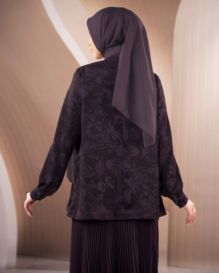 Samamu Blouse - Image 9