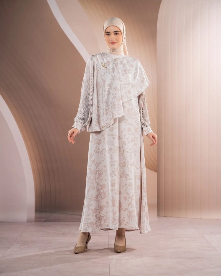 Samamu Cape Dress - Image 3