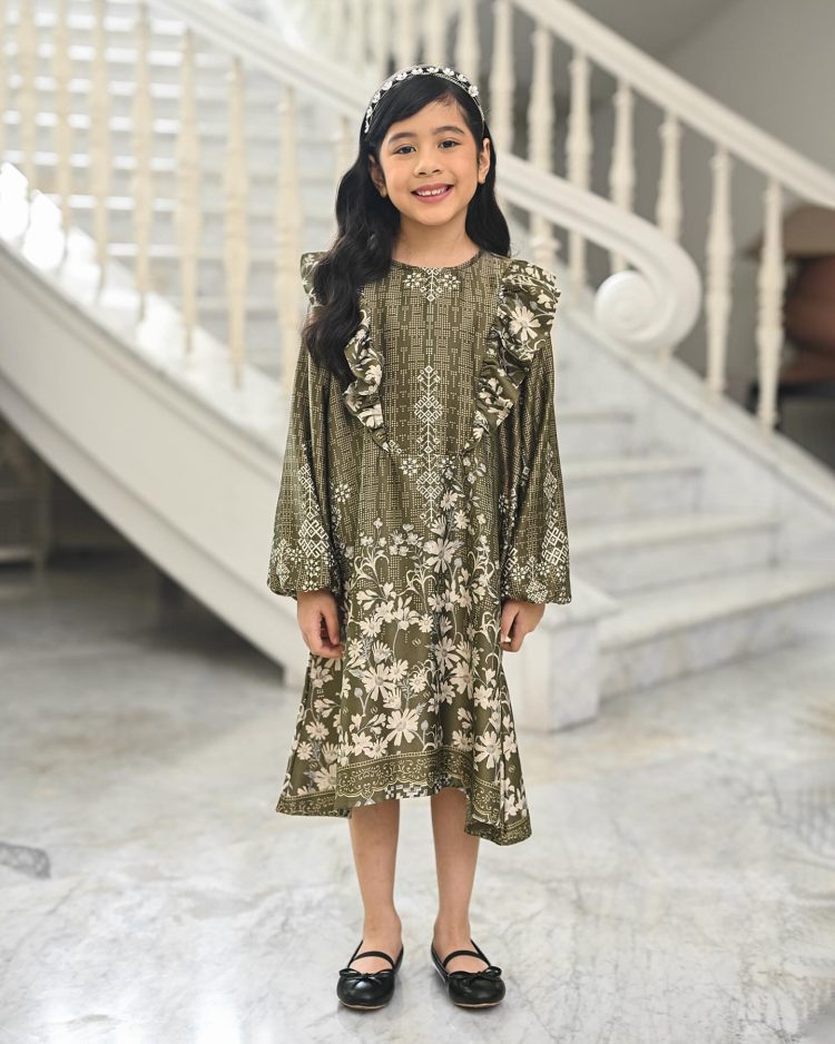 Thurayya Moss - Image 6