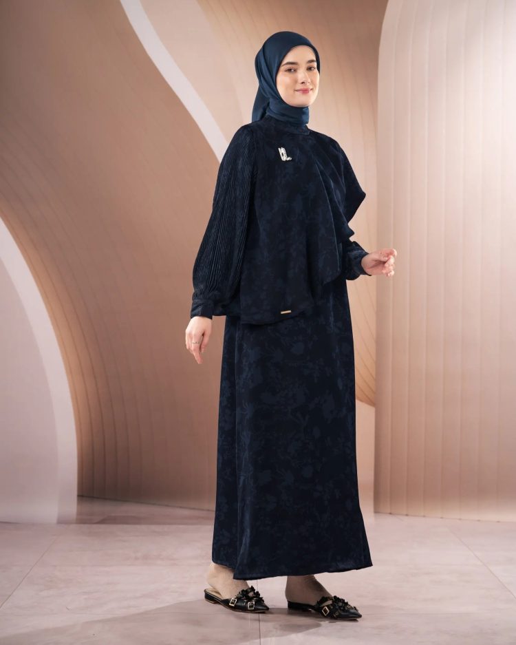 Samamu Cape Dress