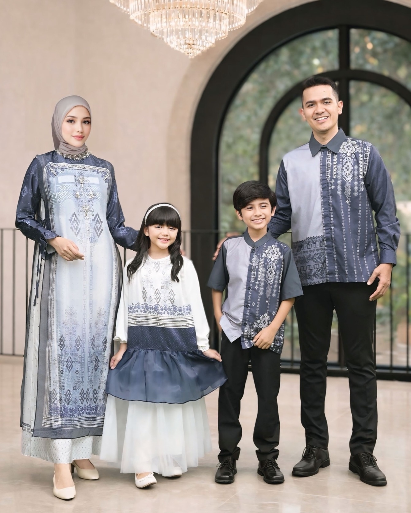 Aliyah Raya Sign Navy