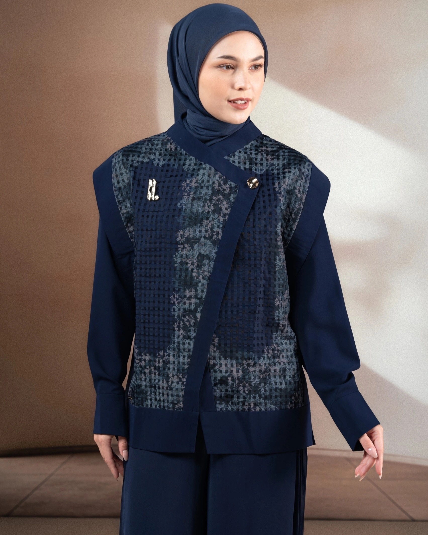 Fadil X Elok Raya Swarga - Image 4