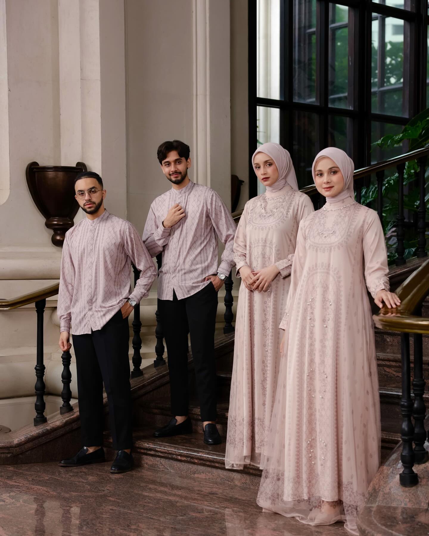 Aleesha Signature Family Salem