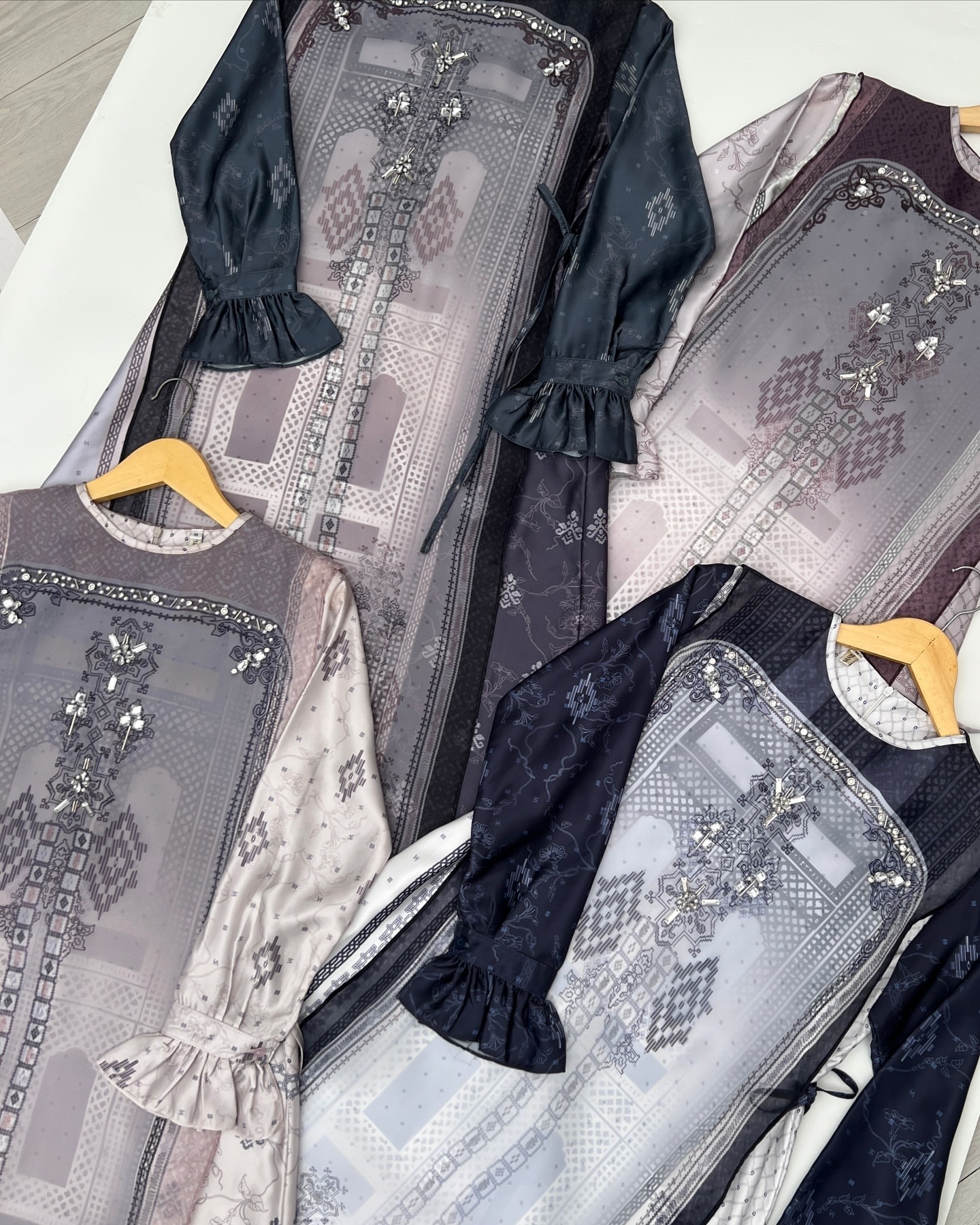 Aliyah Raya Sign Navy - Image 2